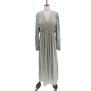 01027 H&M Deep V Neck Maxi Dress Light Green Size XSmall bohemain spring preppy